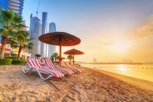 Почему горящие туры желательно подбирать в одном каталоге? 